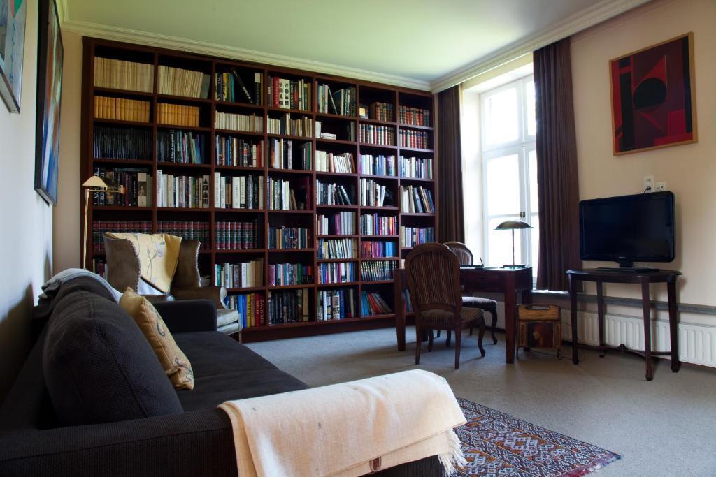 B&B Het Agnetenklooster Maaseik Esterno foto
